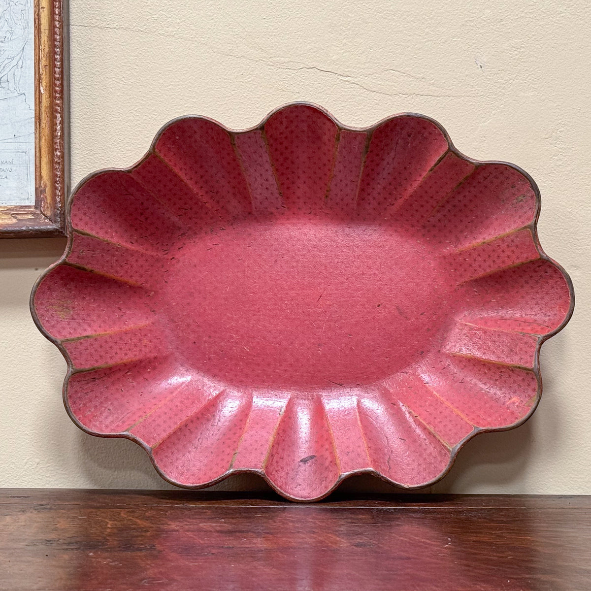 A Regency Papier Mâché Scalloped Dish