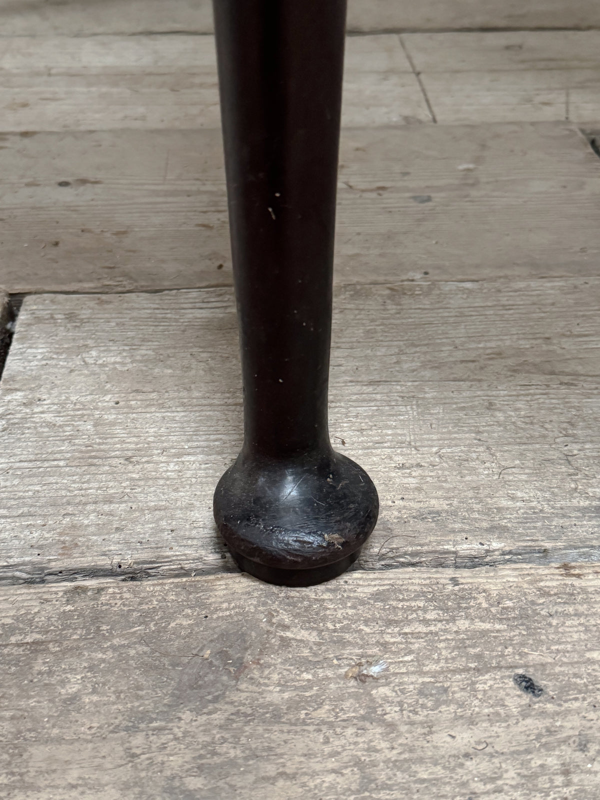 A George II Period Mahogany Gate Leg Table