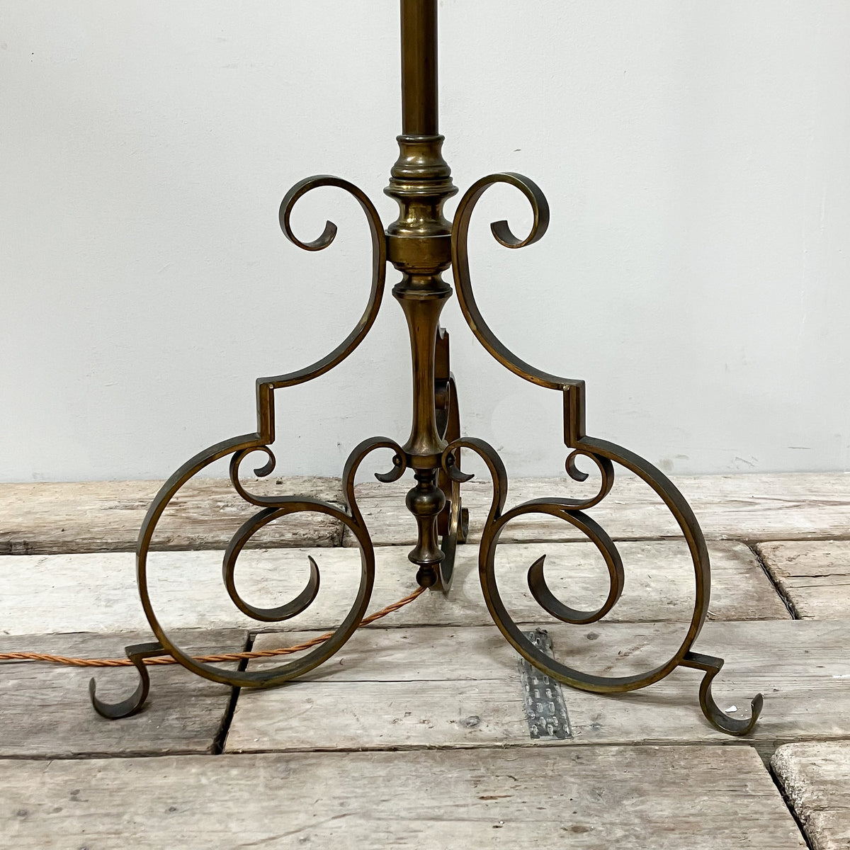 An Early 20th Century Telescopic Brass Standard Lamp