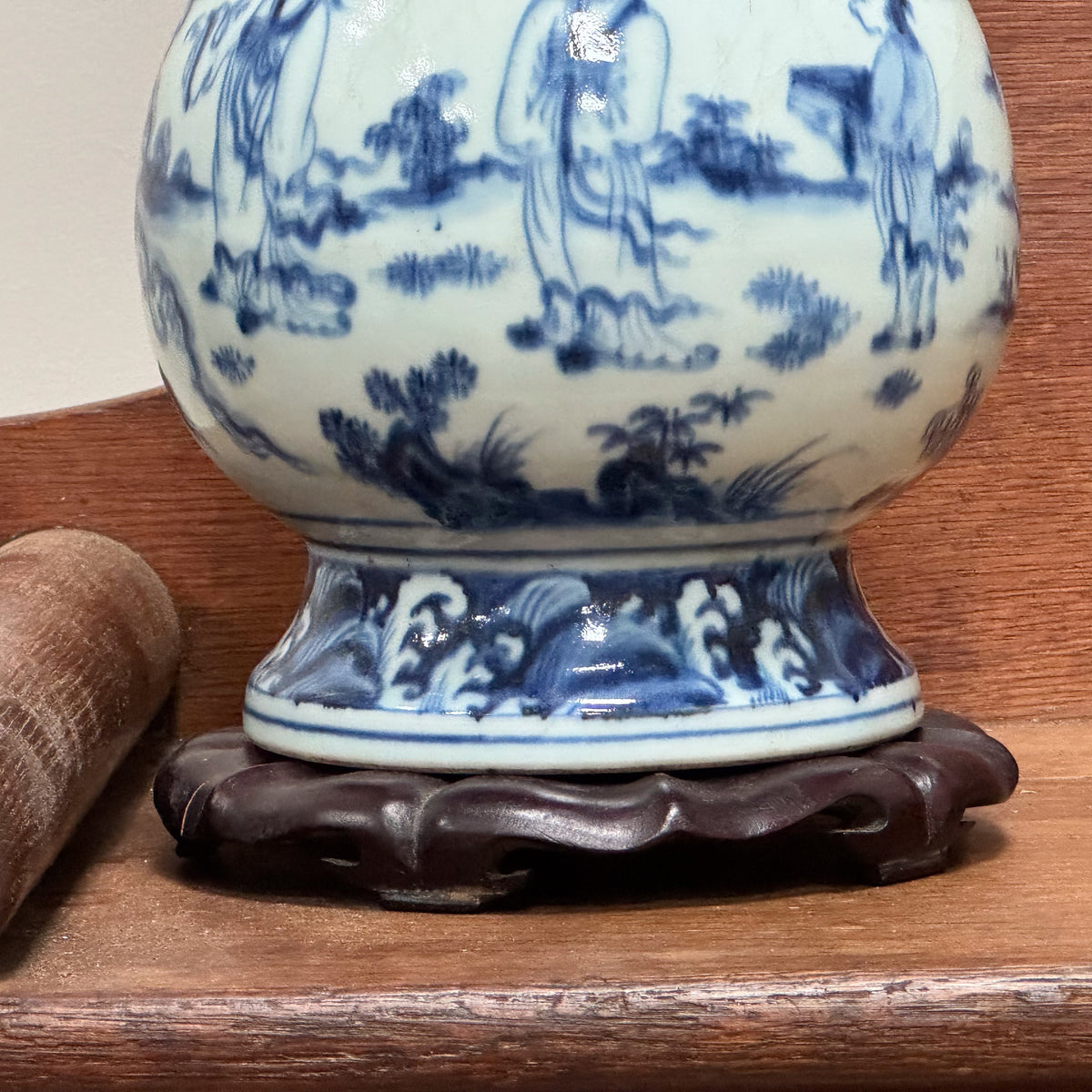 A Chinese Blue & White Porcelain Hu Vase Lamp