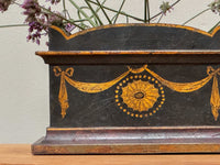 A Regency Toleware Planter