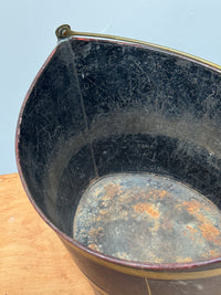 A Regency Toleware Bucket