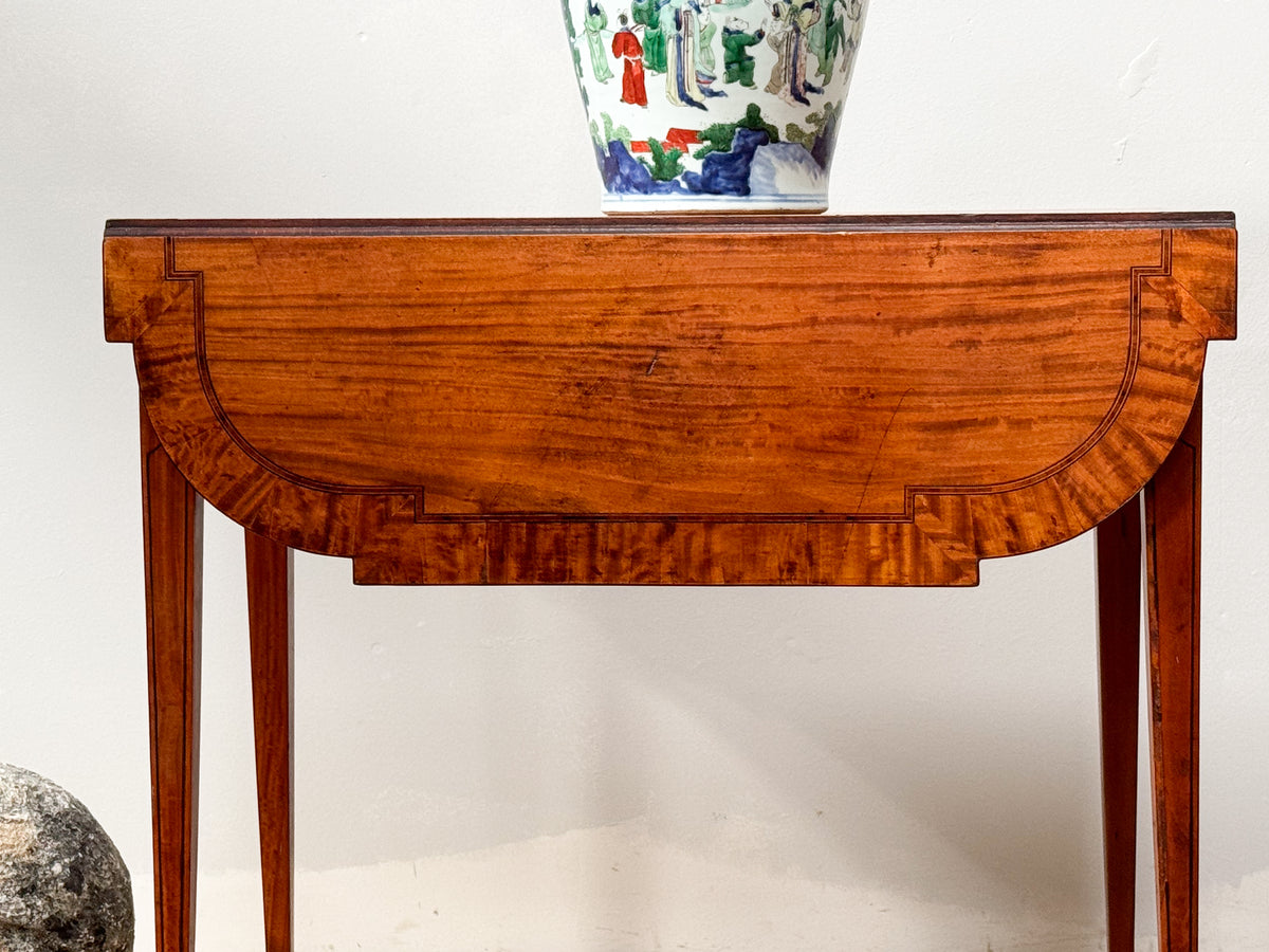 A Sheraton Period Satinwood Pembroke Table