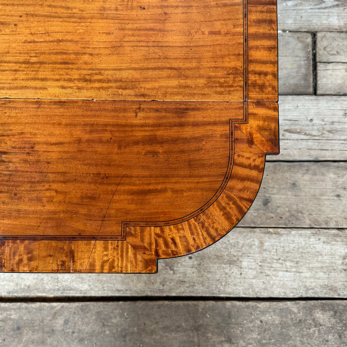 A Sheraton Period Satinwood Pembroke Table