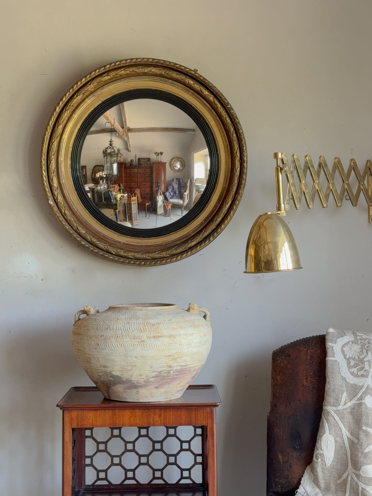 A Regency Giltwood Convex Mirror