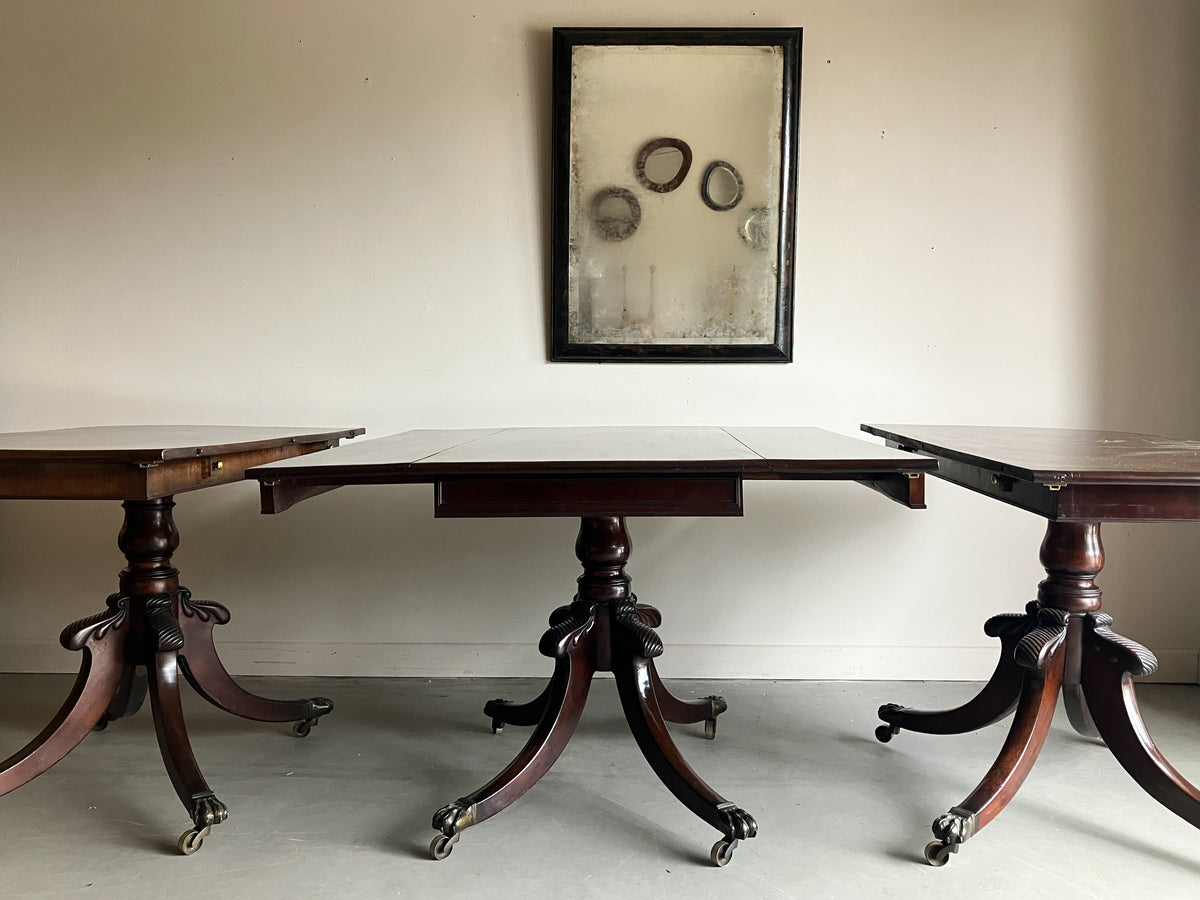 A Regency Mahogany Dining Table