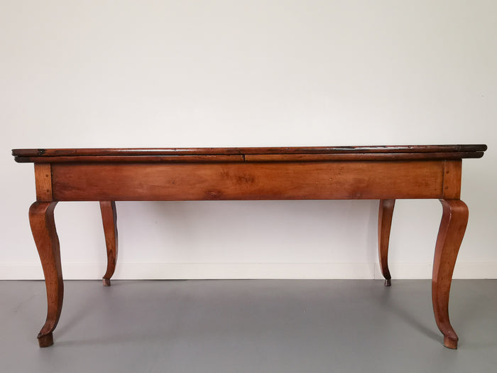 French 19th Century Cherrywood Table