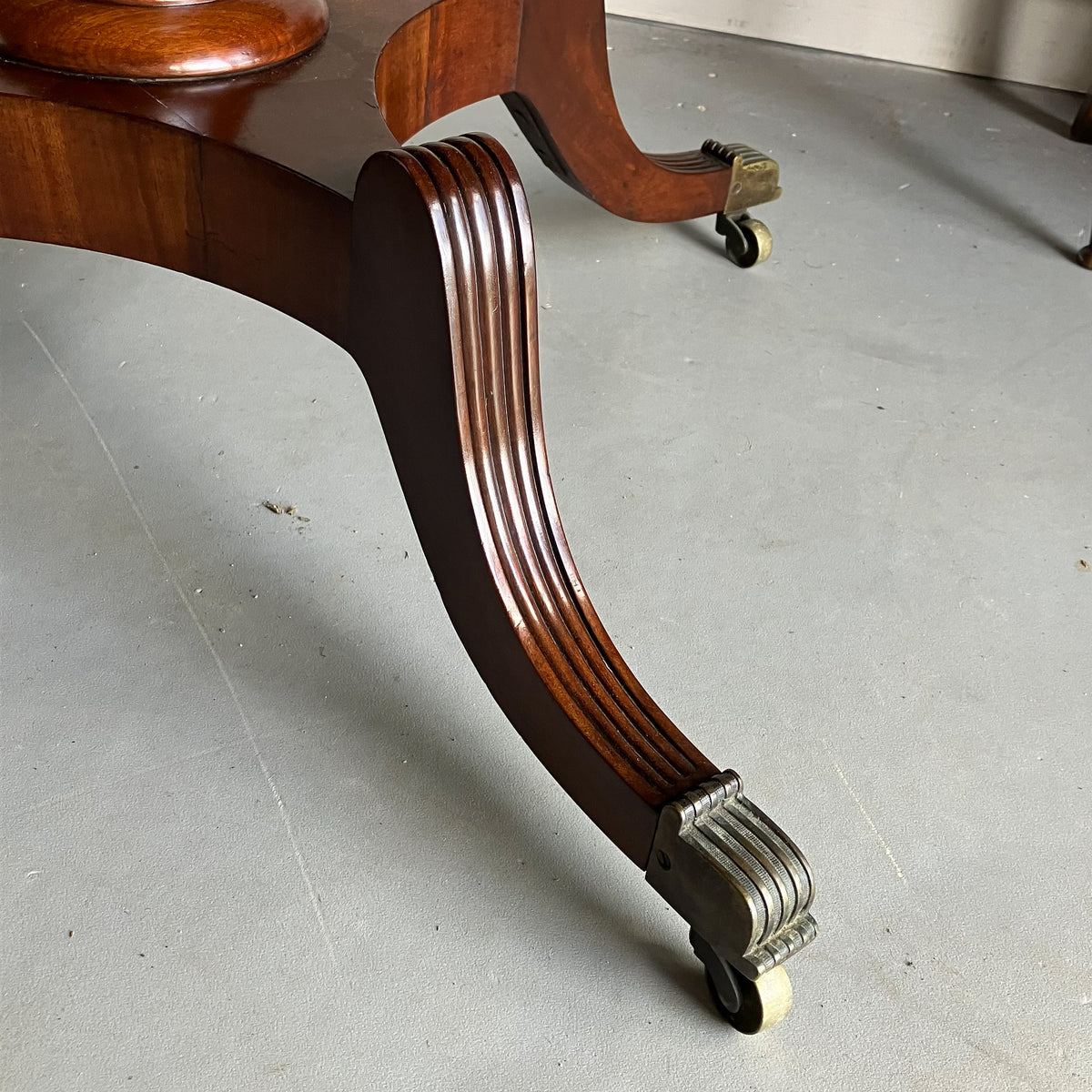 A Regency Mahogany Centre Table