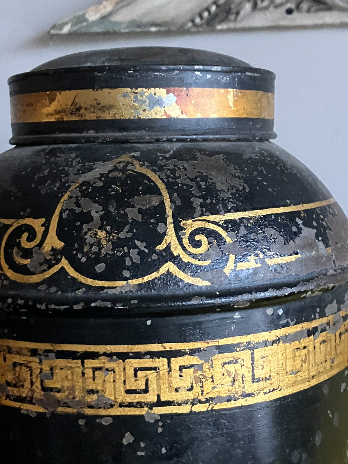 A Large 19th Century Toleware Tea Canister