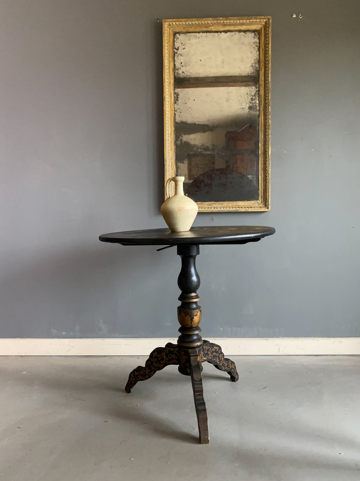 Mid 19th Century Chinoiserie Tilt Top Table