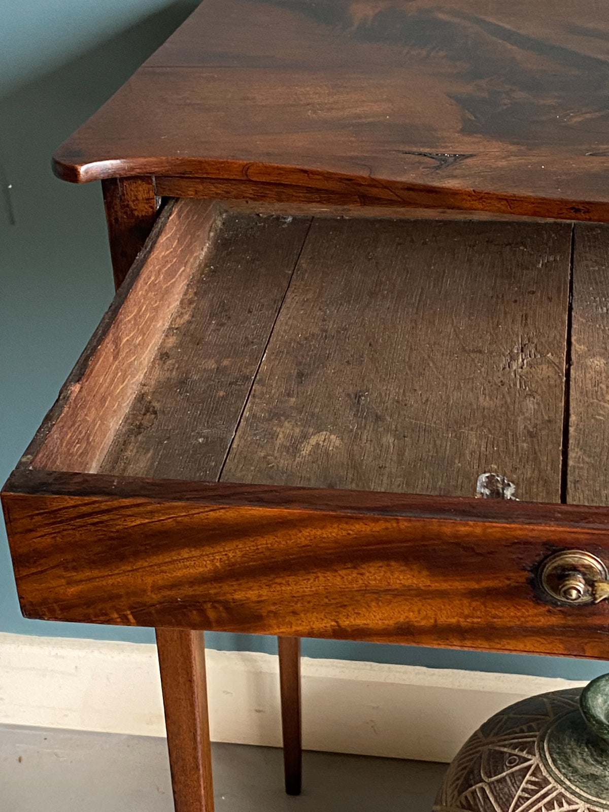 18th Century Figured Mahogany Table